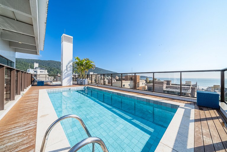 Apartamento com vista pro mar em Bombas