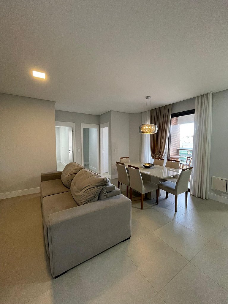 Apartamento com vista pro mar em Bombas