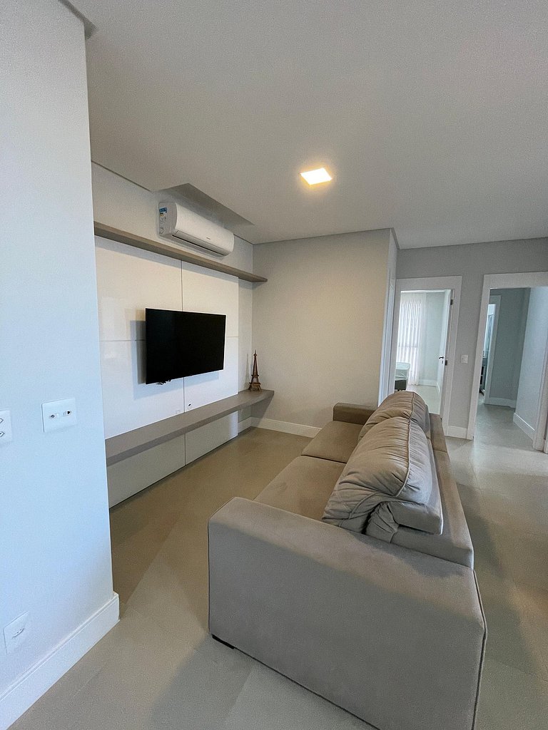 Apartamento com vista pro mar em Bombas
