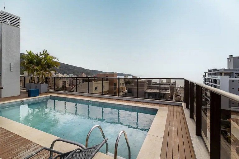 Apartamento com vista pro mar em Bombas
