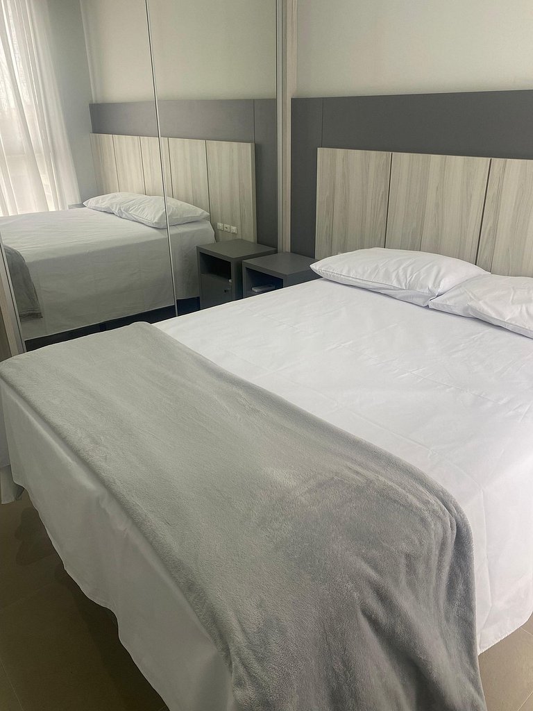 Apartamento com vista pro mar em Bombas