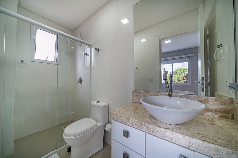 Apartamento à 30 metros da praia de Canto Grande