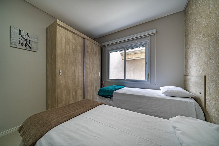Apartamento à 30 metros da praia de Canto Grande