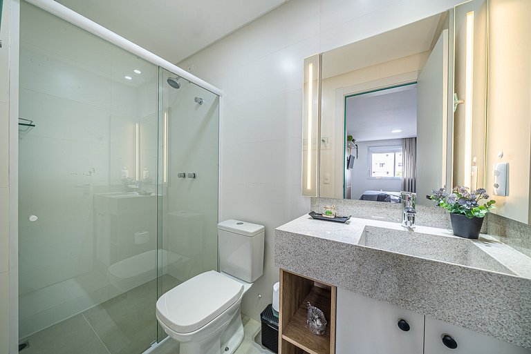 Apartamento con 2 suites, a 150 metros del mar en Mariscal.