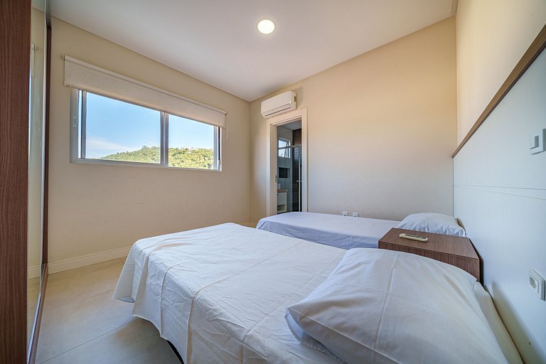 Apartamento 2 suítes no centro de Bombinhas
