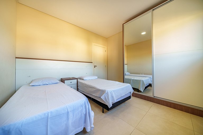 Apartamento de 2 suítes en Bombinhas