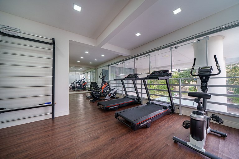 Apartamento 2 suítes no centro de Bombinhas