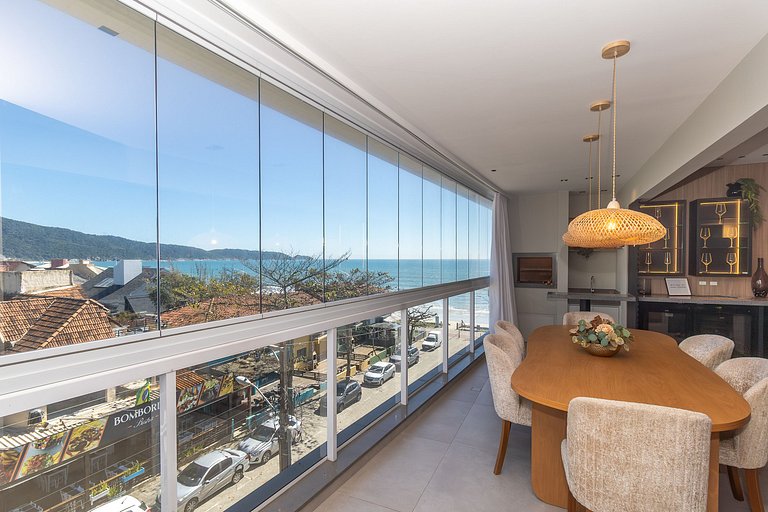 Duplex aconchagente com vista para mar em Bombas