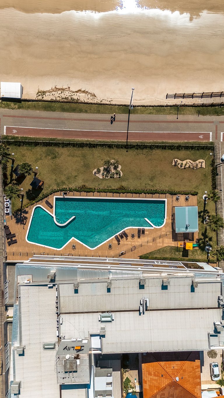 Acogedor dúplex con vistas al mar en Bombas