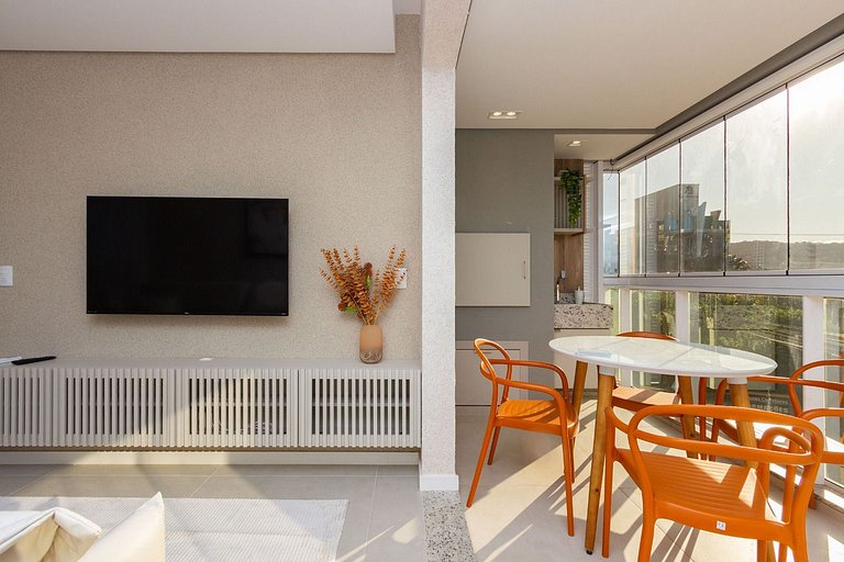 Apartamento 2 suítes perto do mar