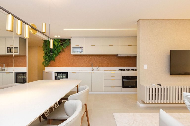 Apartamento 2 suítes perto do mar