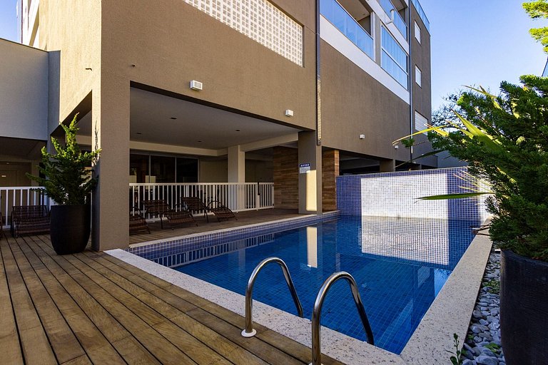 Apartamento 2 suítes perto do mar