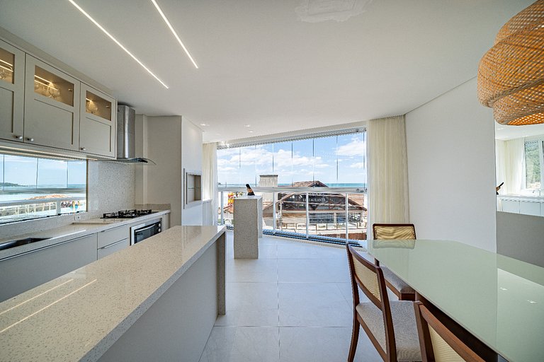 Frente al mar en Bombas con 3 suites