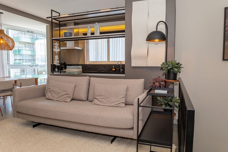 Duplex Moderno e Aconchegante em Bombinhas