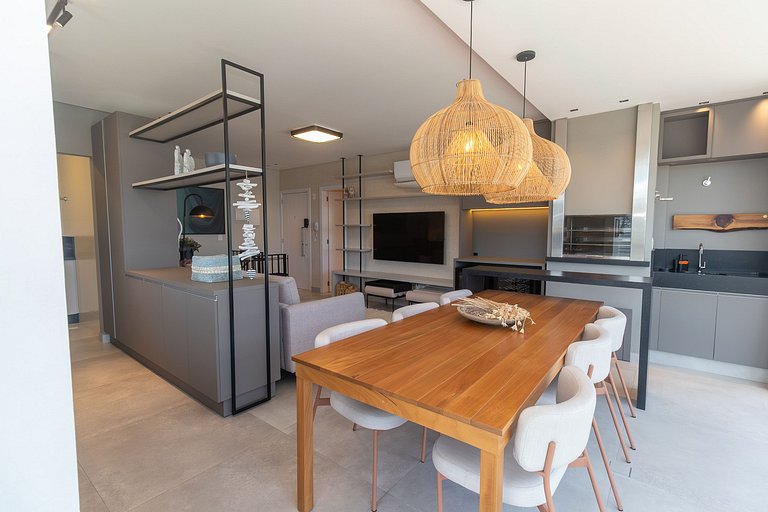 Duplex Moderno e Aconchegante em Bombinhas
