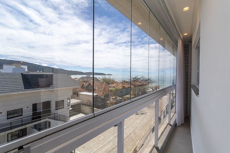 Duplex Moderno e Aconchegante em Bombinhas