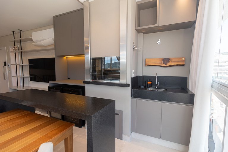 Duplex Moderno e Aconchegante em Bombinhas
